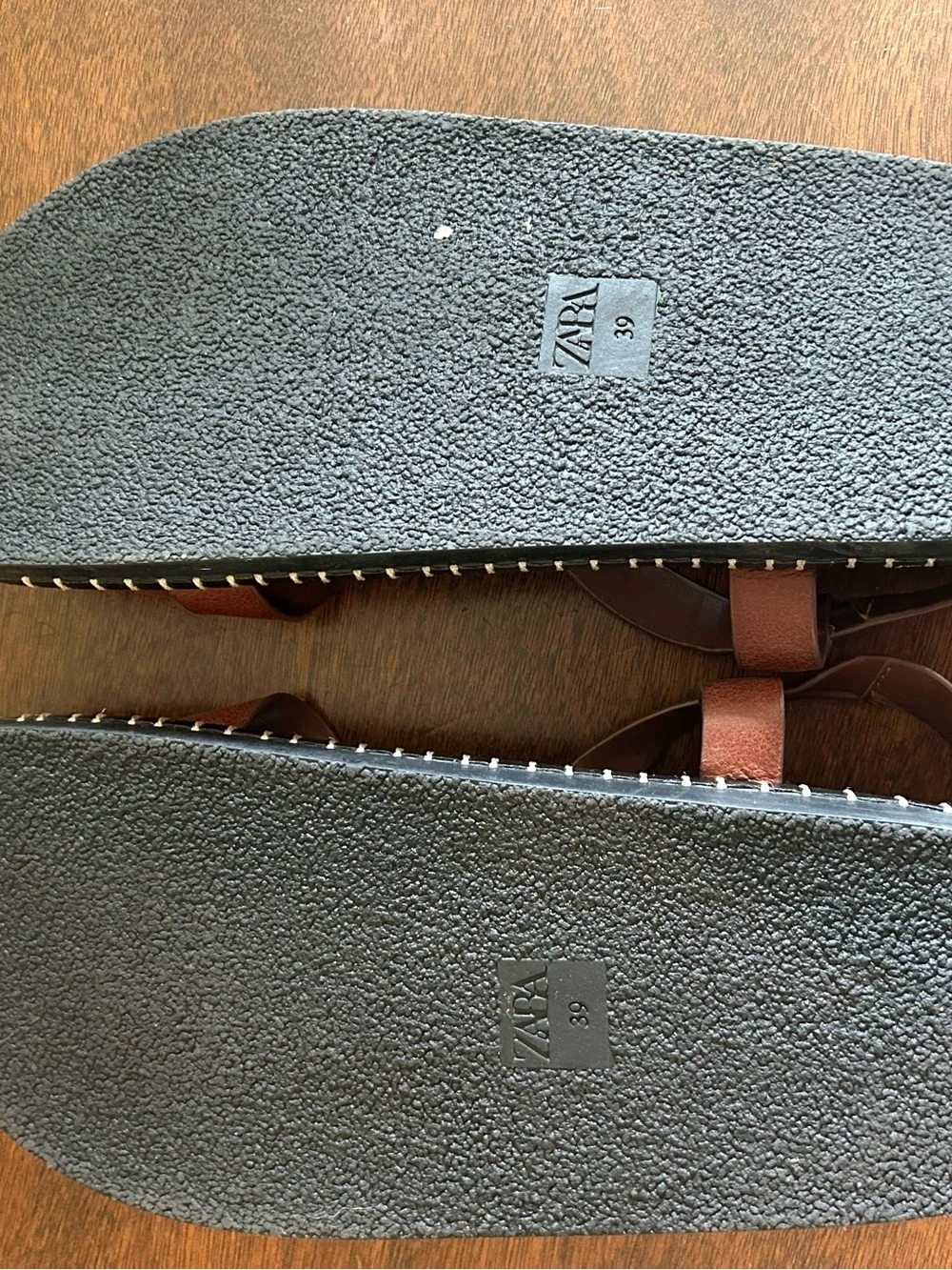 Zara Brown Leather Cross-Strap Sandals with Gold Buckles - Picture 3 of 5